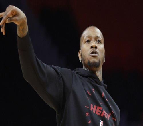 補償，熱火隊因特里羅齊爾交易糾紛從黃蜂隊獲得次輪選秀權