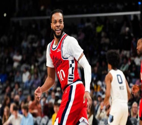 9勝2負(fù)，4勝0負(fù)凈勝55分！一筆交易誕生四個(gè)贏家，也改變聯(lián)盟格局