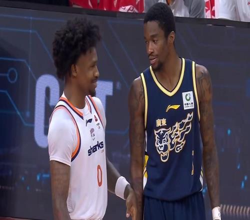 朱芳雨賭對了！麥考爾正式隨隊(duì)出征，薩林杰離隊(duì)倒計(jì)時(shí)