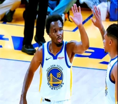 17+18！勇士輸球仍有收獲，替補(bǔ)小鋼炮爆驚喜，3特質(zhì)扮演亂戰(zhàn)高手