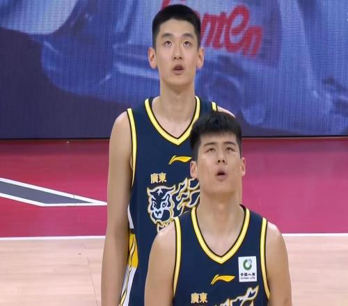 再見了，廣東隊！CBA三冠后衛(wèi)正式出走，未來或成杜鋒最大對手