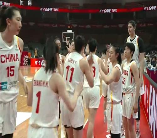 中國(guó)女籃獲世預(yù)賽開(kāi)門(mén)紅！數(shù)據(jù)一目了然，不是韓旭，最大功臣是她