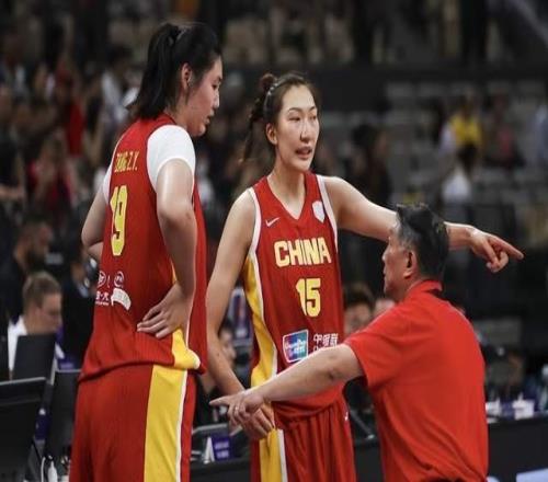13分大勝！中國女籃預(yù)選賽開門紅：李月汝轟21分11板，張子宇12分