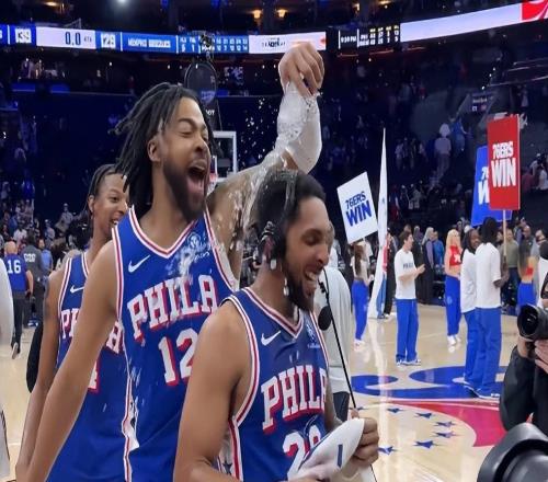 三分8中8轟32分迎生涯之夜！倒貼16.3萬打NBA拼了佩恩讓費(fèi)城沸騰