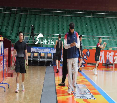 山東高速男籃主場迎戰(zhàn)江蘇，邱彪賽前透露瓊斯傷情