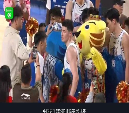 新疆8280險(xiǎn)勝廣東，胡明軒15分錯(cuò)失絕殺，勞森19+18+8