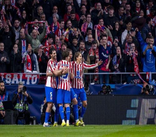 團戰(zhàn)領(lǐng)先！熱刺自毀長城翻盤難，巴薩逃過一劫留生機，西甲壓英超