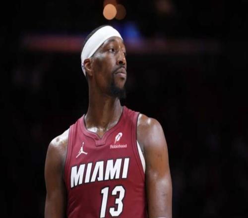 韋德說(shuō)熱火已經(jīng)沒(méi)熱度阿德巴約：他都45了，老實(shí)在家待著吧