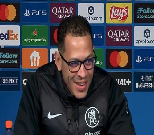 羅塞尼爾：我尊重不同的政治觀點，我的工作是專注于足球