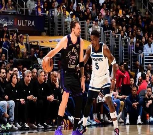 詹姆斯缺陣激活東契奇里夫斯艾頓，湖人三殺森林狼，華子15中2