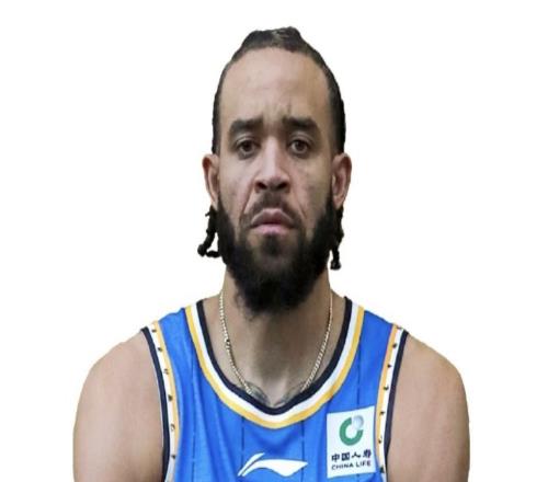 許利民：明顯感覺麥基首秀中有些不適應(yīng)，希望他成為隊(duì)內(nèi)領(lǐng)袖