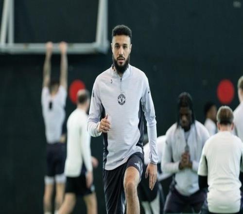 好消息，曼聯(lián)后衛(wèi)馬茲拉維今日參加了球隊(duì)訓(xùn)練