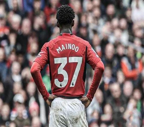 曼聯(lián)中場補強，找兼容適配B費、梅努的人選，難度太大！