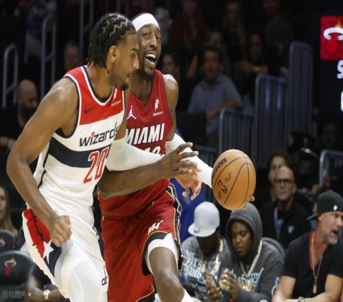 文班亞馬39+11無緣今日最佳球員！因?yàn)榘⒌掳图s83+9+3創(chuàng)16項(xiàng)紀(jì)錄