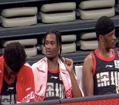 13分大逆轉(zhuǎn)！遼寧3連勝復蘇：趙繼偉轟17+6+9，賀希寧啞火