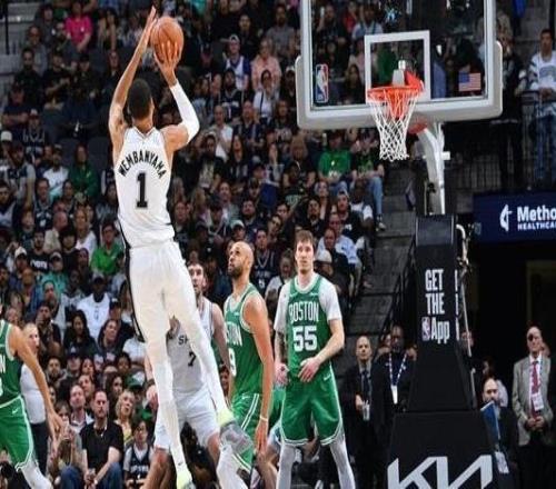 文班：三分球是我的標(biāo)志性技術(shù)之一不會荒廢它