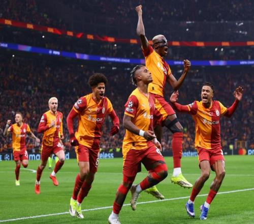 01！11！歐冠瘋狂一夜，利物浦爆冷，巴薩壓哨絕平，拜仁造慘案