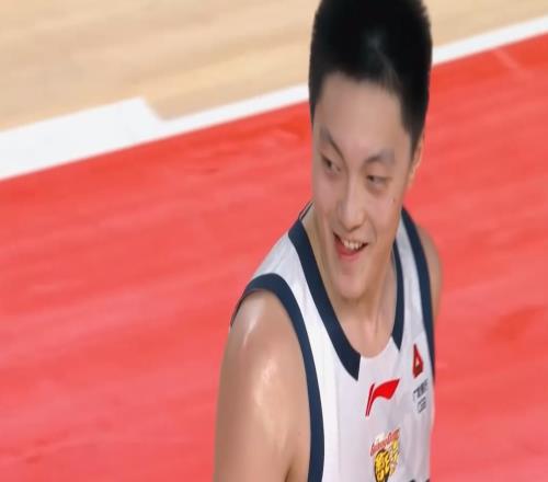 丟人！爆冷輸新疆，廣東揪3戰(zhàn)犯：MVP0得分，三分王6中0葬送全局