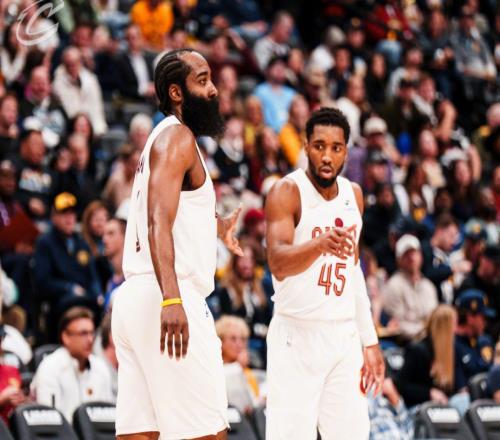 魔術(shù)vs騎士前瞻：一場勢均力敵的較量，狹路相逢勇者勝