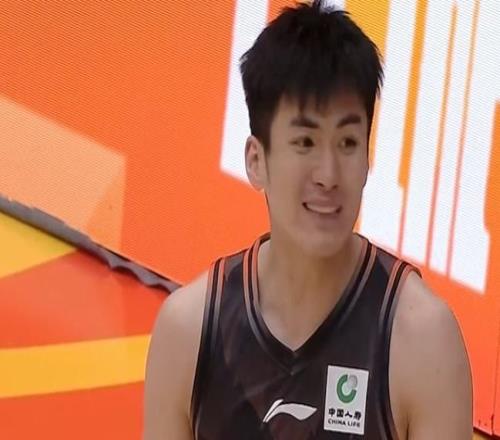 CBA山東男籃逆轉(zhuǎn)江蘇，新外援首秀8分，珀賽爾37分陳林堅立功