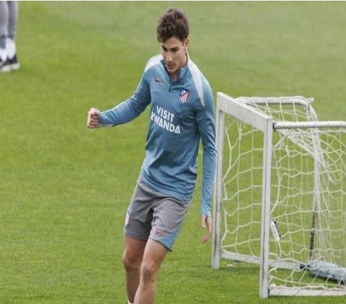 每體：馬競(jìng)決定不賣小蜘蛛給巴薩，并對(duì)其動(dòng)作感到不滿