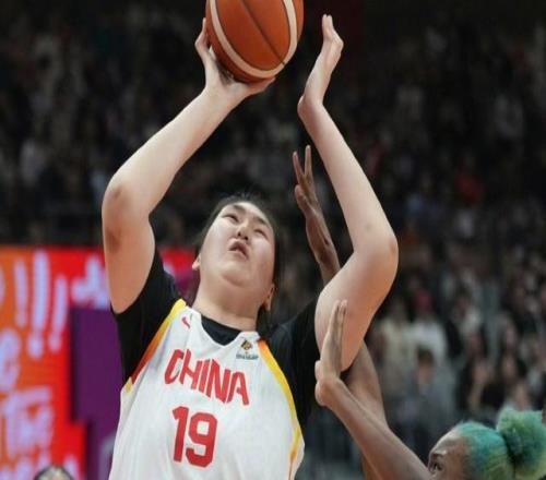中國女籃15分大??！輸給比利時，張子宇20分11籃板，楊舒予7分