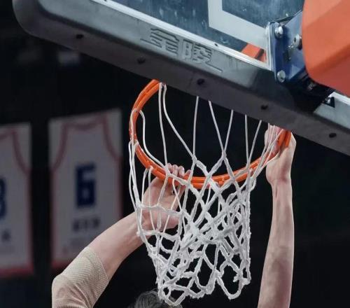 上海男篮准备起飞