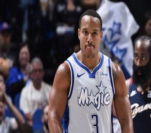 贝恩轰进制胜三分哈登：这就是比赛他投进了那记高难度投篮