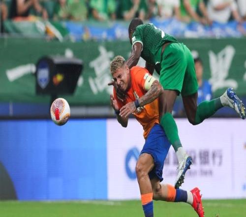 中超第二輪魯京大戰(zhàn)一票難求，橙黃橘綠時，最動球迷心