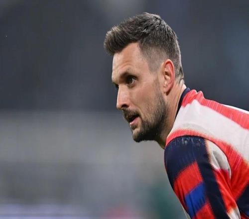 踢球者：若烏爾賴(lài)希愿意續(xù)約，拜仁預(yù)計(jì)向他提供一年新合同