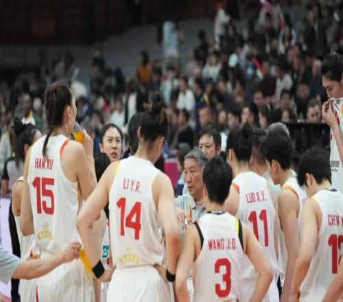 沒(méi)想到賽后王思雨會(huì)這么說(shuō)，宮魯鳴掛不住了