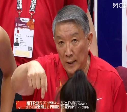 中國女籃6580不敵世界第五，張子宇空砍20+11，三大問題明顯