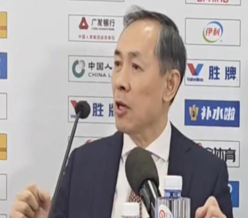 許利民：大家處理球比第一階段好很多，麥基只發(fā)揮了七成水準(zhǔn)