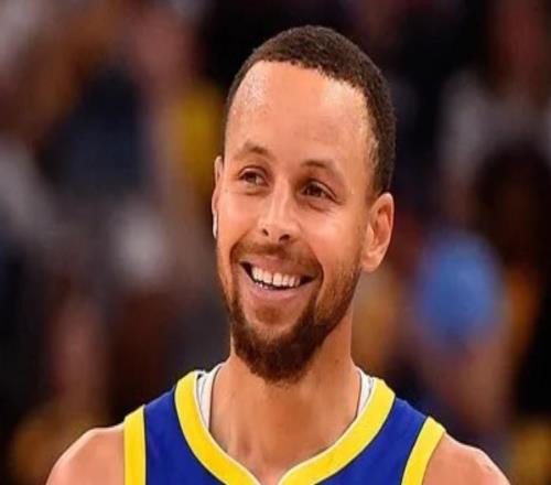 Shams：庫(kù)里還將因?yàn)橛蚁サ膫麆?shì)缺席未來10天的比賽