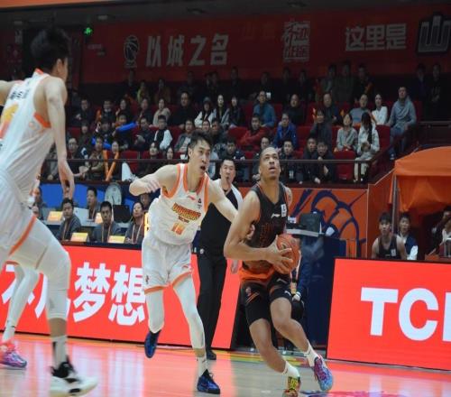 高速男籃113：104復(fù)仇江蘇，新外援約翰遜得到8分