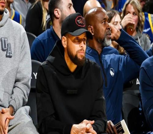 哎，庫里還得再缺席10天?。?！