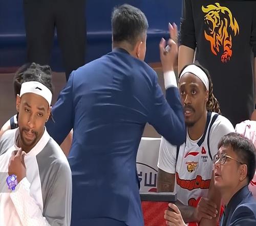 破案了！廣東隊為何遭新疆逆轉(zhuǎn)杜鋒賽后暗批4人，道出輸球原因