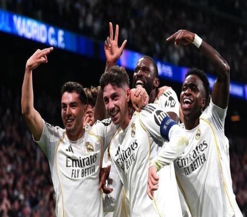 皇馬30痛擊曼城！主帥狂吹巴爾韋德：當(dāng)代華尼托！完美的皇馬人