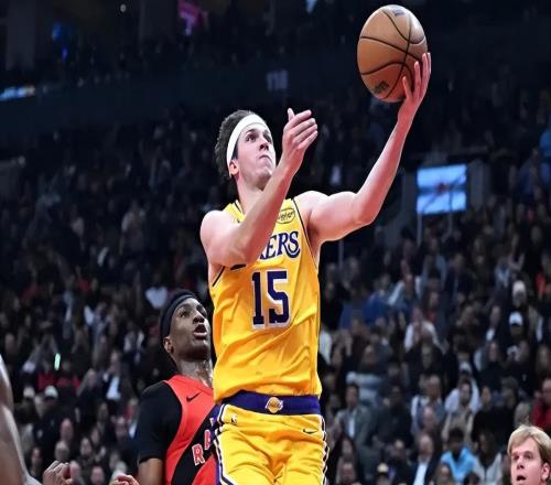 5年2.4億美金，湖人真要給了！又一個落選秀，完美逆襲