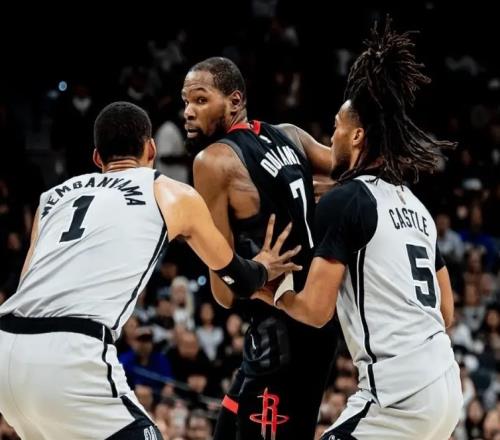 3勝8負(fù)，無奈凈輸86分！坐擁超級陣容卻人見人欺，還不如趁早散伙