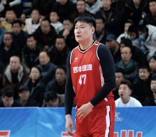 媒體人：前CBA內(nèi)線常林重返職業(yè)聯(lián)賽，加盟NBL球隊(duì)焦作文旅