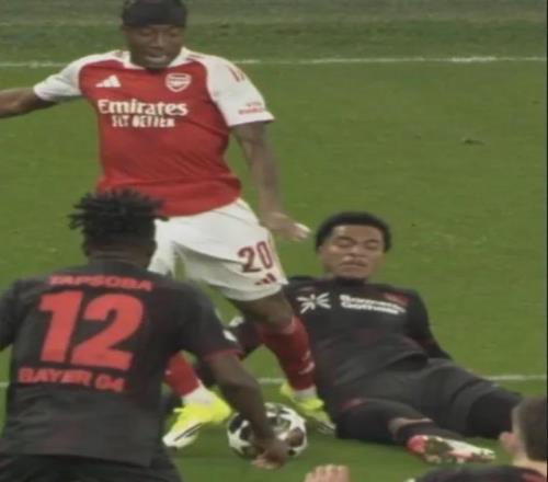 爭(zhēng)議點(diǎn)球！槍手艱難客平藥廠(chǎng)！電訊報(bào)：阿森納考慮報(bào)價(jià)利夫拉門(mén)托