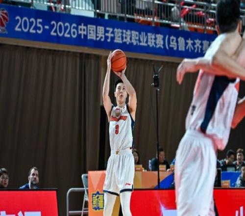 慘遭18分大逆轉(zhuǎn)！廣東主帥弄巧成拙，惜敗家鄉(xiāng)球隊