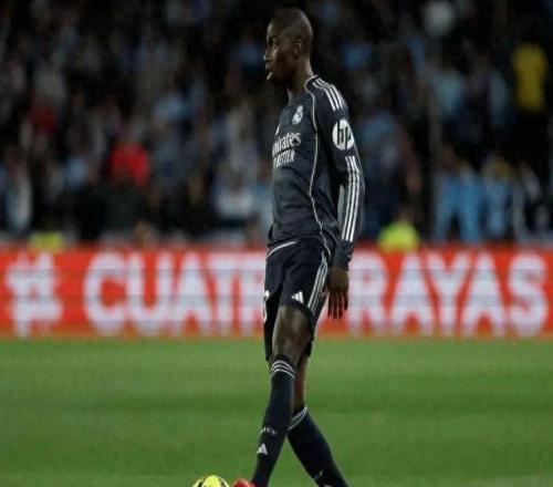 門迪表現(xiàn)驚艷卻僅踢半場：傷病陰云再籠罩皇馬左路