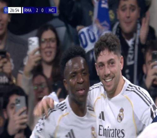 戰(zhàn)曼城雙響，巴爾韋德職業(yè)生涯第二次上演梅開二度