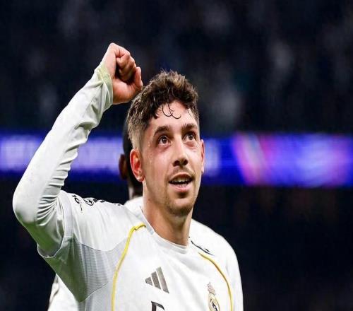 歐冠上演巔峰1戰(zhàn)！一場(chǎng)30大勝，皇馬擊敗曼城，巴爾韋德帽子戲法