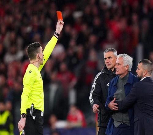 足壇綜述！特朗普挑釁伊朗隊(duì)！英超歐戰(zhàn)9隊(duì)1勝穆里尼奧處罰追加