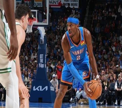 雷霆主帥盛贊亞歷山大：他像是對(duì)一切都心中有數(shù)