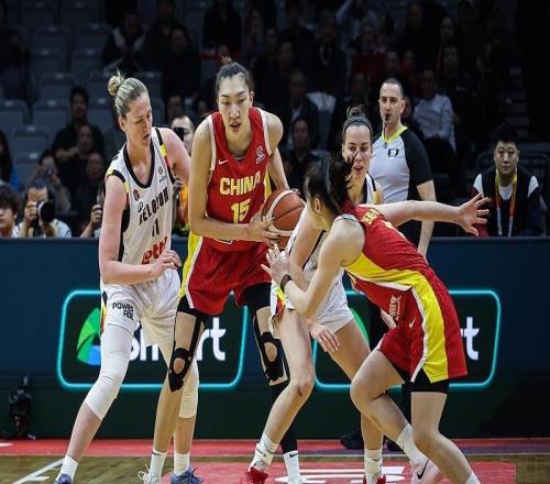 中國女籃向比利時隊“交學(xué)費(fèi)”，張子宇獨(dú)攬20分成唯一亮點(diǎn)