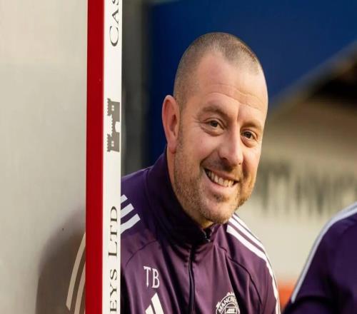 TA介紹曼聯(lián)助教賓尼恩：不擅長自我推銷，很重視培養(yǎng)年輕球員